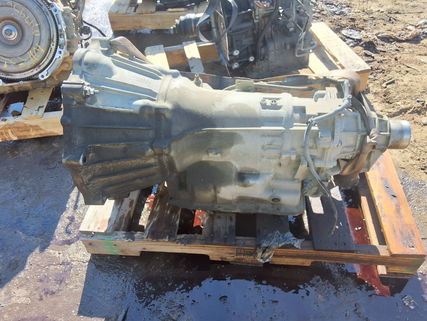 2004 NISSAN TITAN - AUTOMATIC TRANSMISSION - #M17930