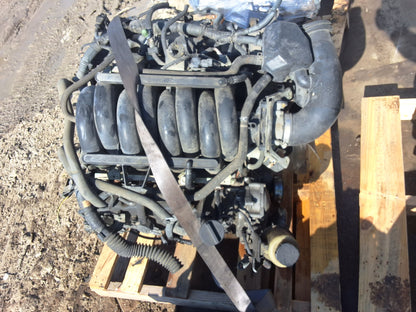 2004-2006 NISSAN TITAN 5.6 L ENGINE - #M17930