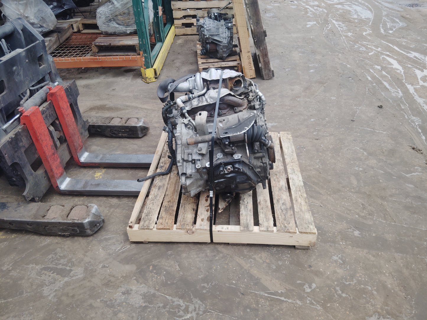 2011-2014 NISSAN JUKE - 1.6 L ENGINE - #M18493