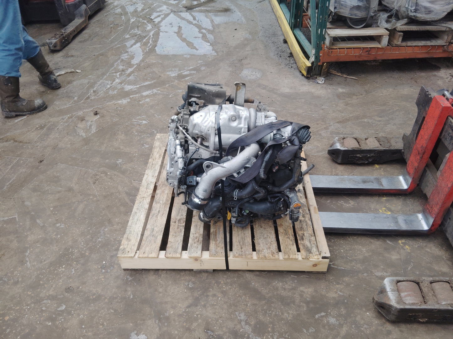 2011-2014 NISSAN JUKE - 1.6 L ENGINE - #M18493