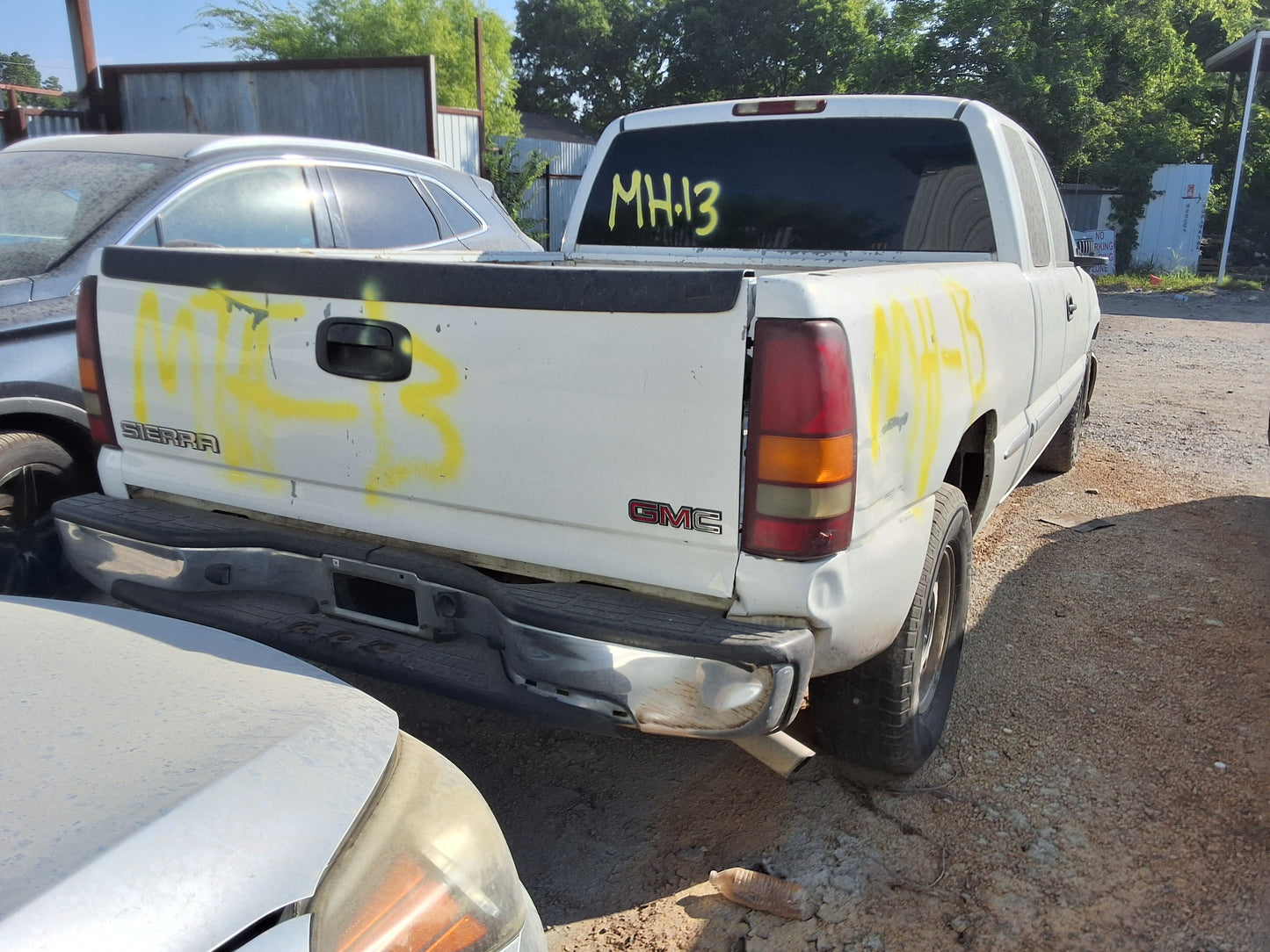 1999 - 2007 GMC Sierra 1500 - Stock #: M19343 MH-13