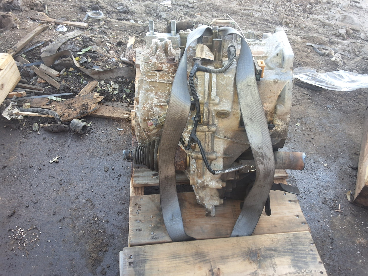 2011 FORD FIESTA - AUTOMATIC TRANSMISSION - #M17942