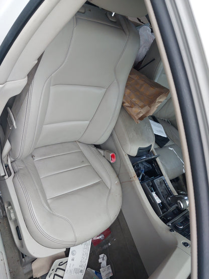 2011 Ford Taurus - Stock #: M18666 - MN-16