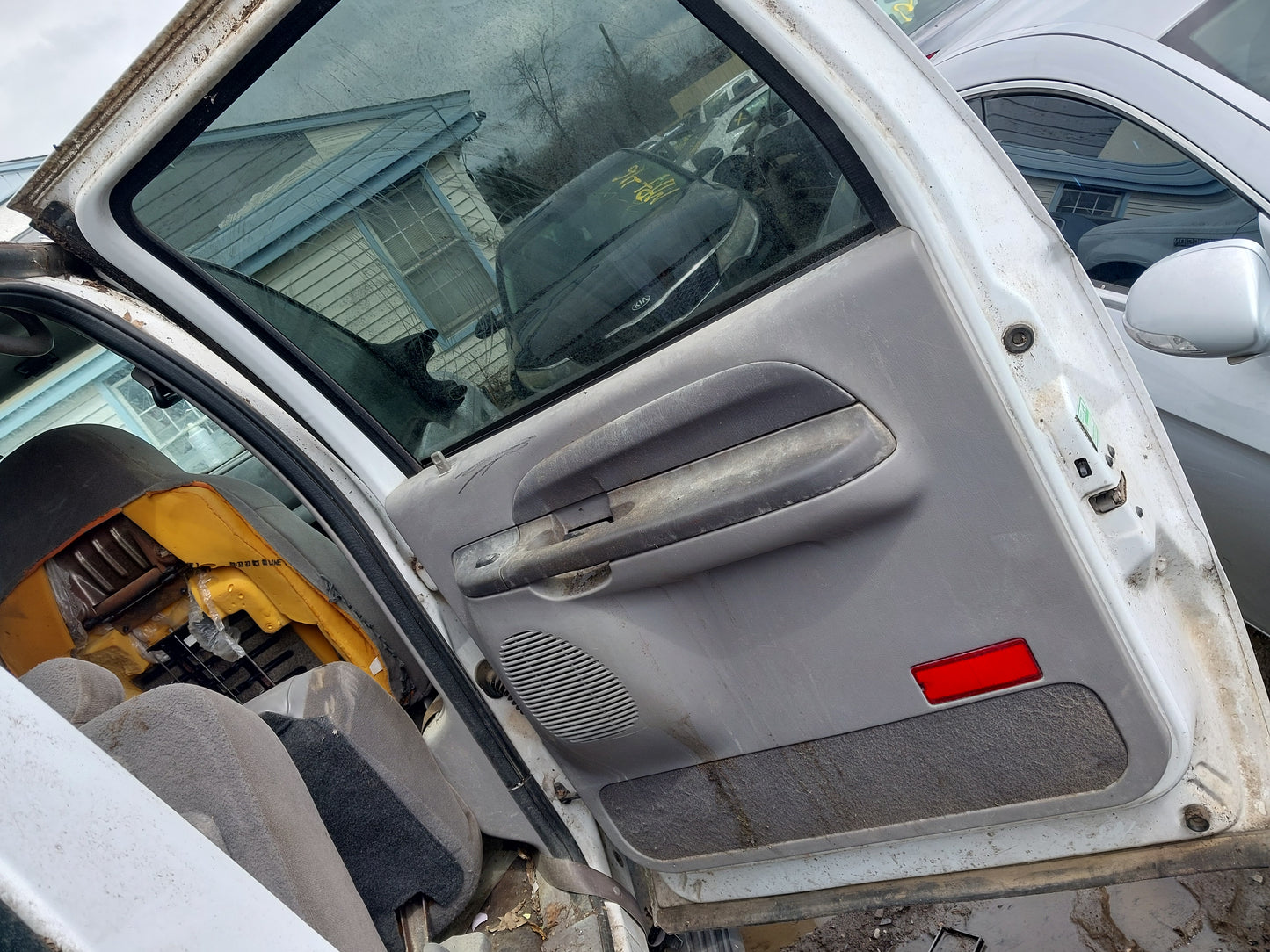 2001 Ford Excursion - Stock #: M18667 - MN-17