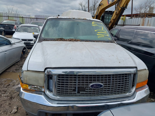 2001 Ford Excursion - Stock #: M18667 - MN-17