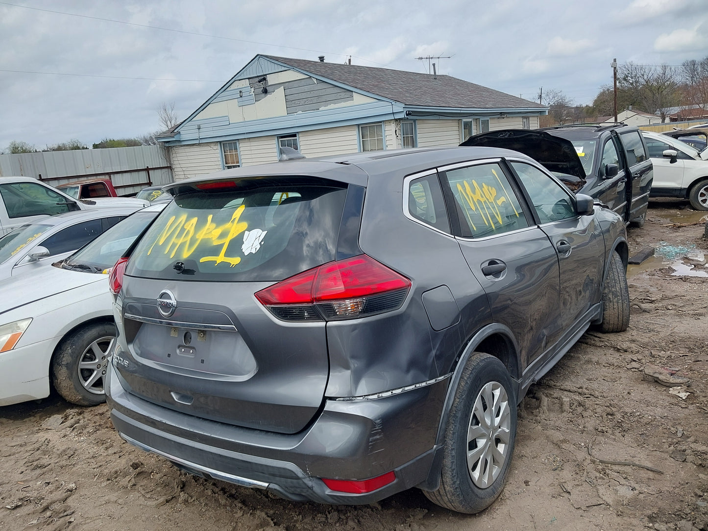 2017-2020 Nissan Rogue - Stock #: M18651