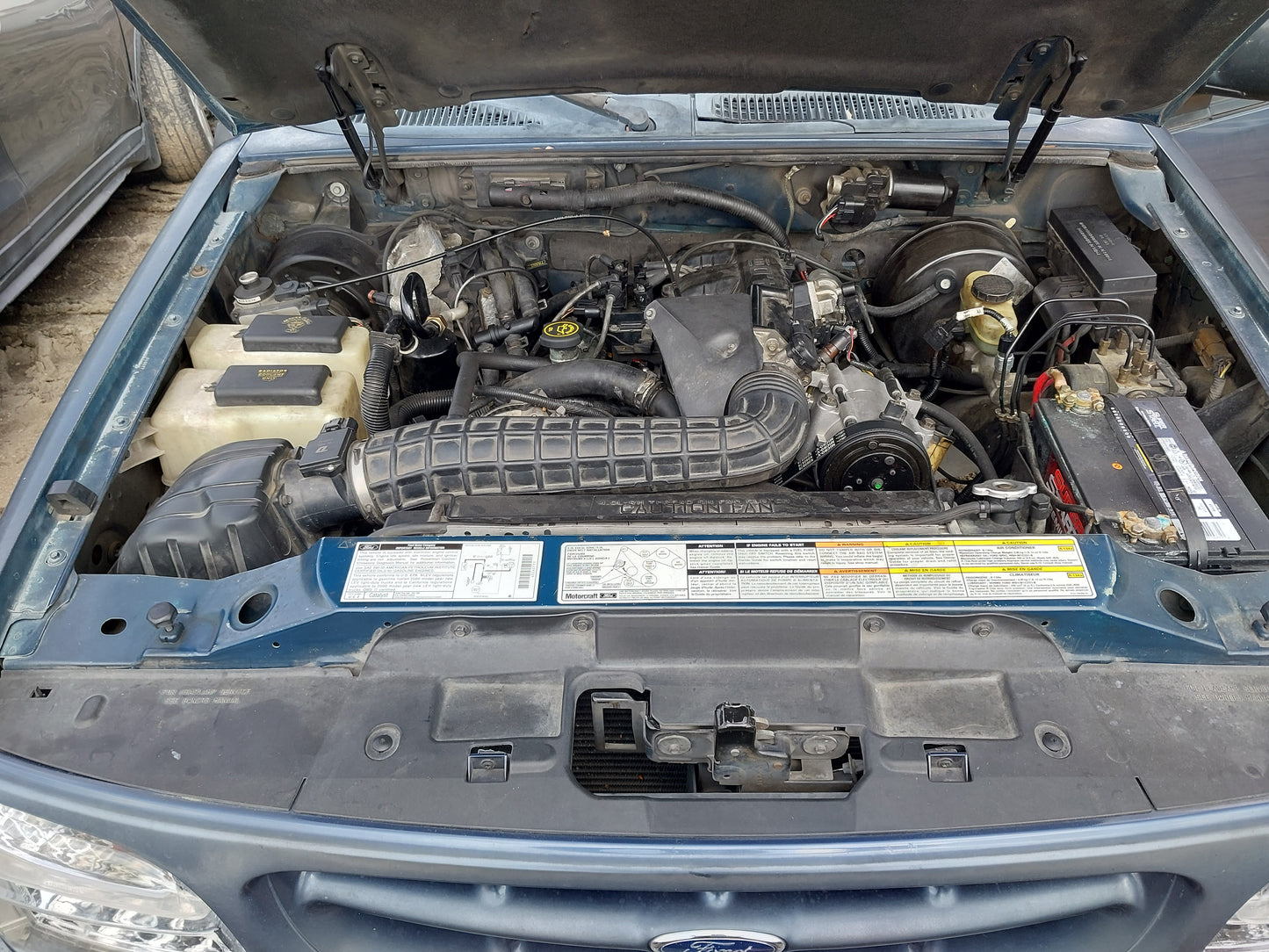 2000 FORD EXPLORER - STOCK #M18678