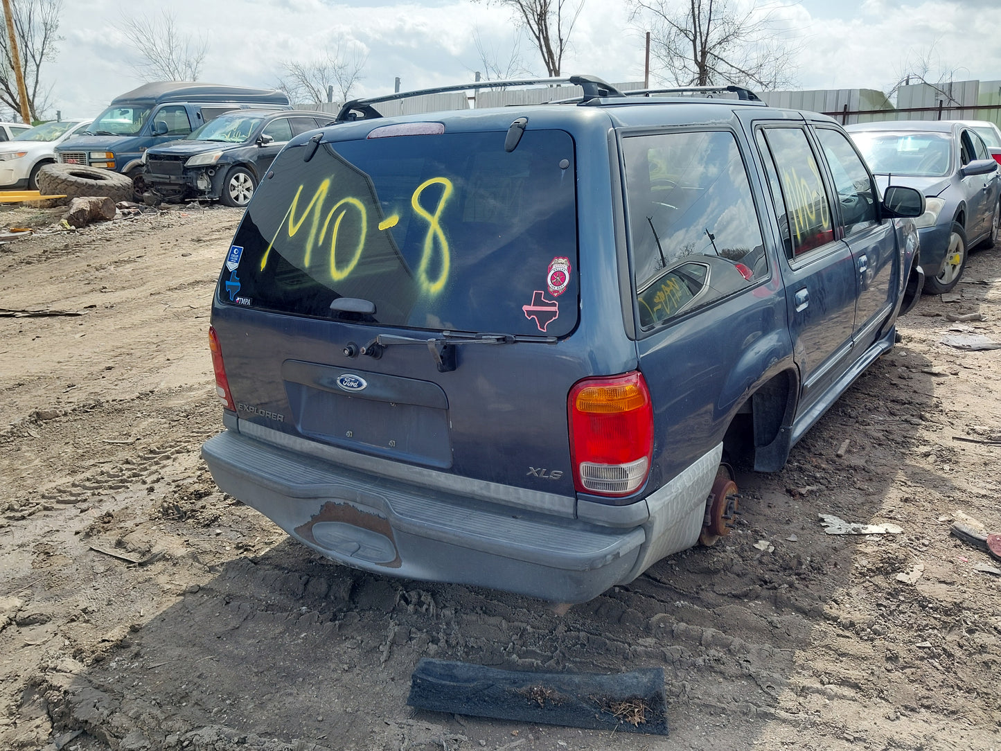 2000 FORD EXPLORER - STOCK #M18678