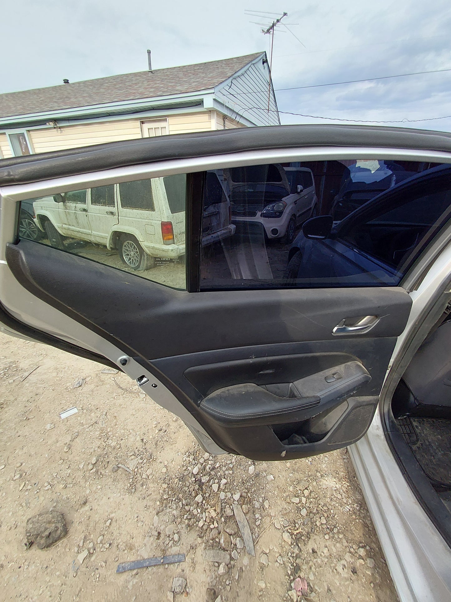 2019 Nissan Altima - Stock #: M18470 - MD-20