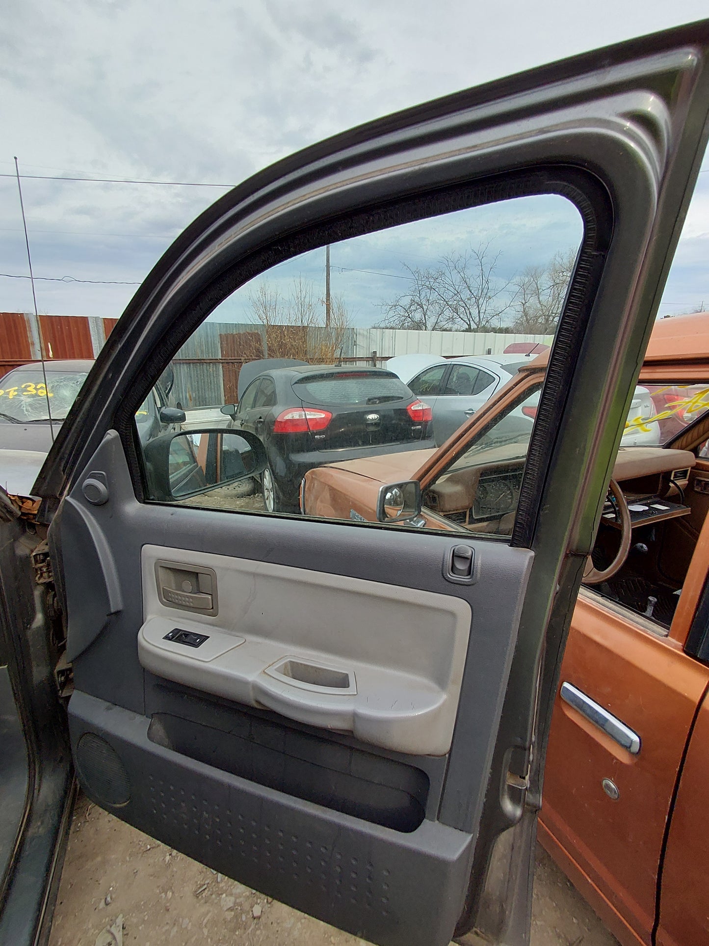 2005-2011 Dodge Dakota - Stock #: M18499