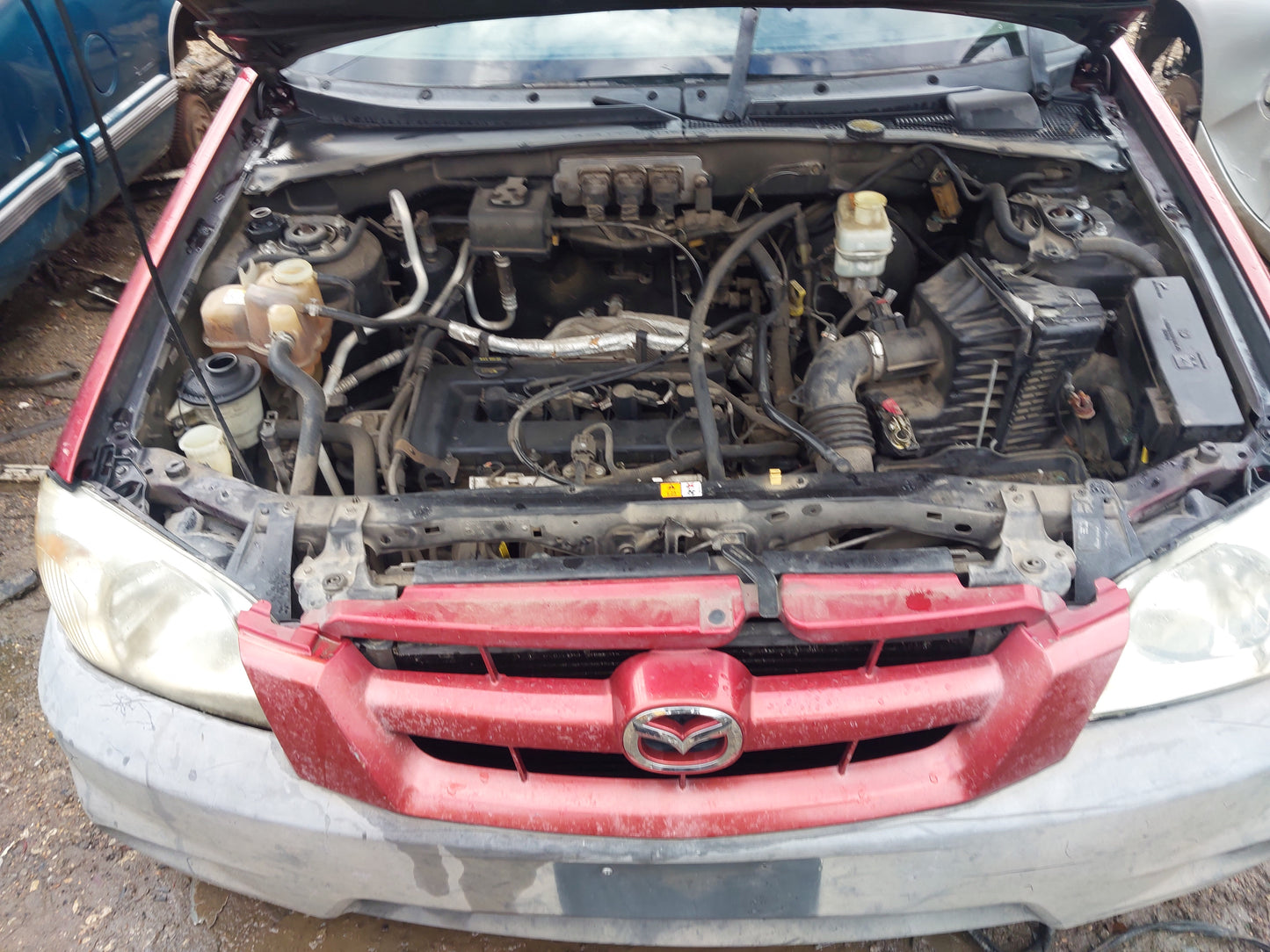 2005 MAZDA TRIBUTE - STOCK #M18685