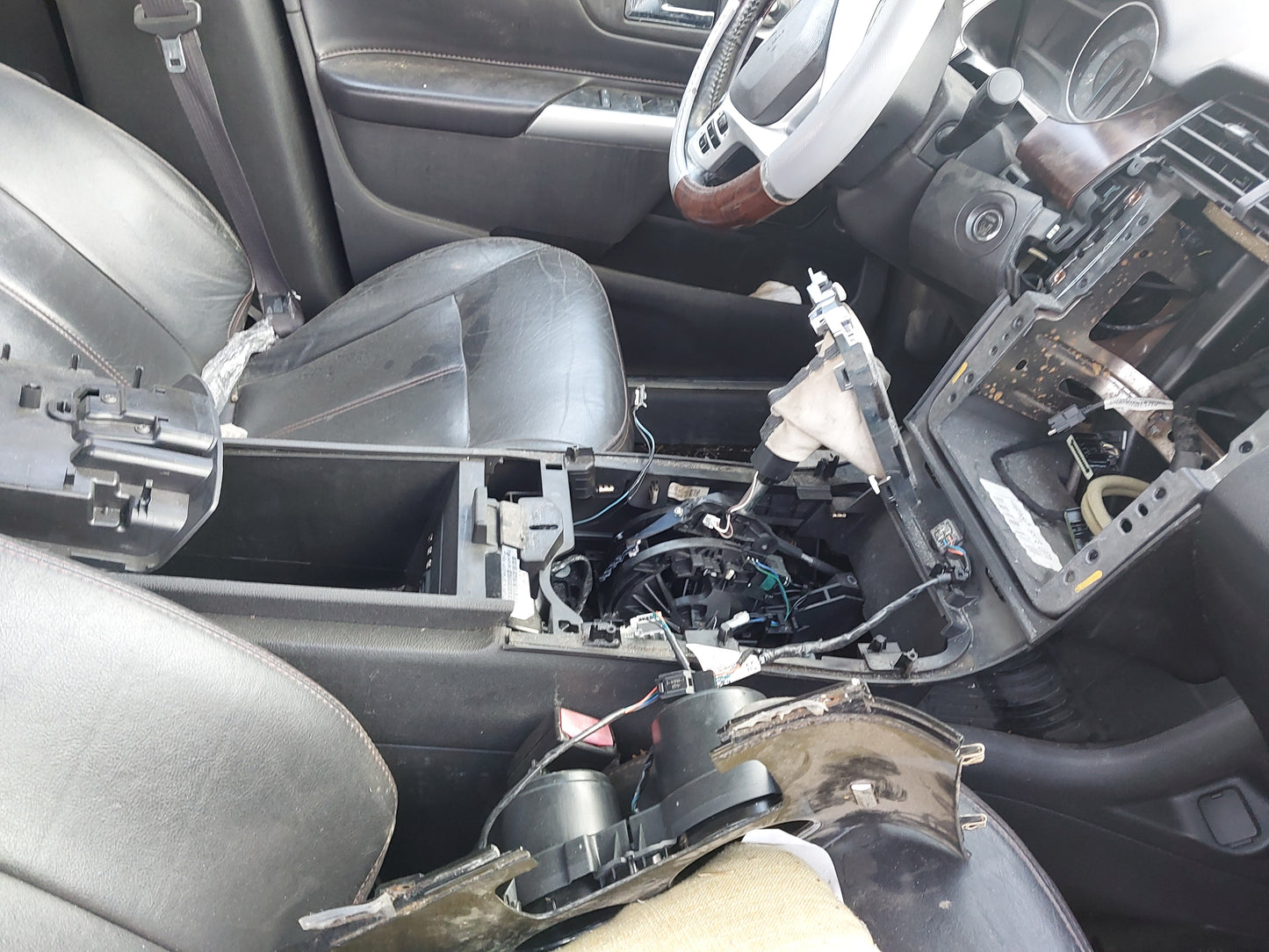 2013 Ford Edge - Stock #: M18665 - MN-15
