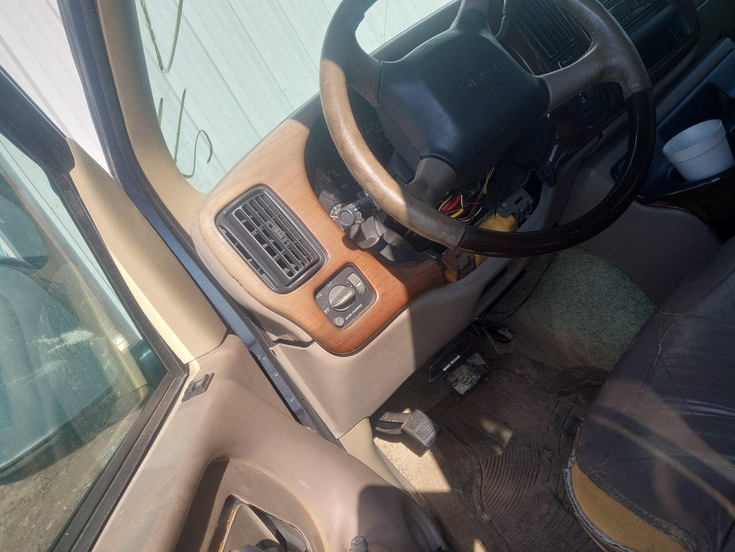1999 GMC Savana 1500 - Stock #: M18662 - MN-12