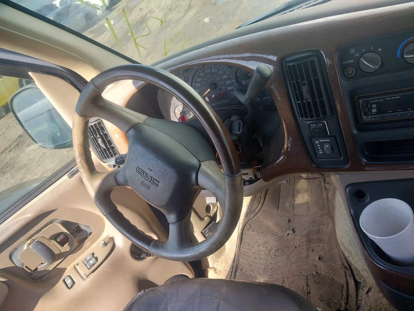 1999 GMC Savana 1500 - Stock #: M18662 - MN-12