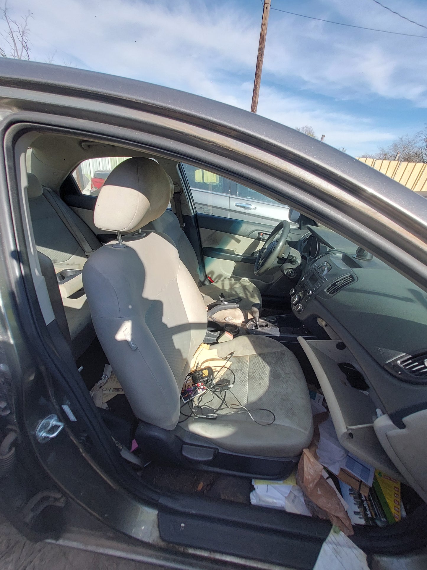 2010-2013 KIA FORTE  - PARTING OUT- MXM-17- #M18327