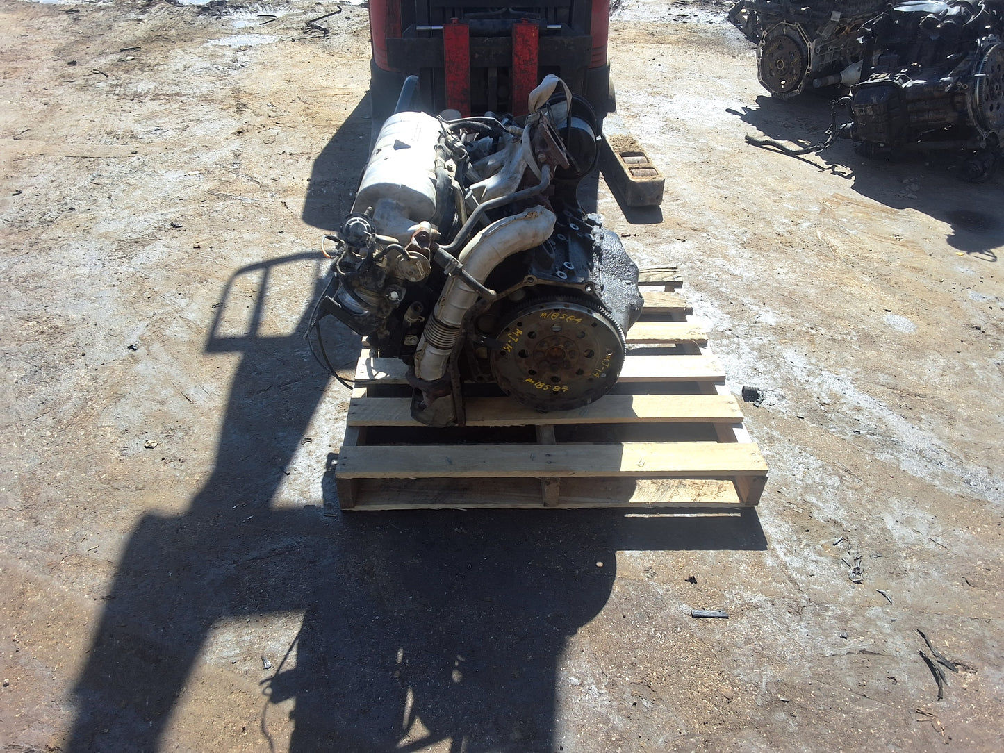 1998 DODGE CARAVAN  -  3.3 L ENGINE - #M18584