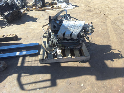 1998 DODGE CARAVAN  -  3.3 L ENGINE - #M18584
