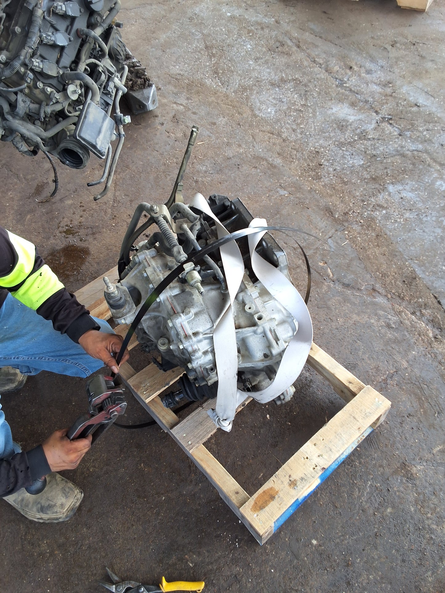 2013 Nissan Altima - Transmission -#M19295