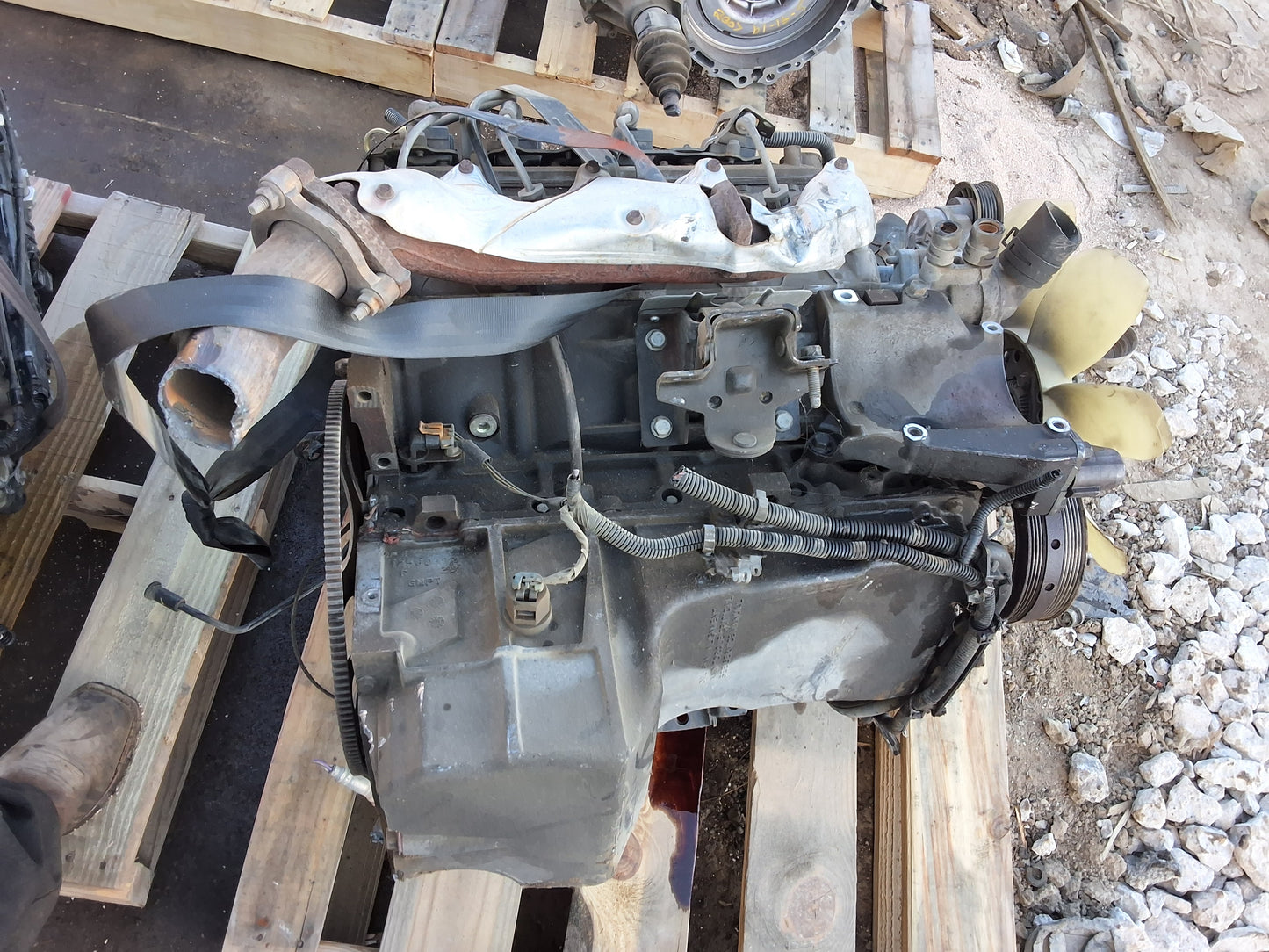 2003-2004 CHEVROLET SILVERADO  - 4.8  L Engine -#M17842