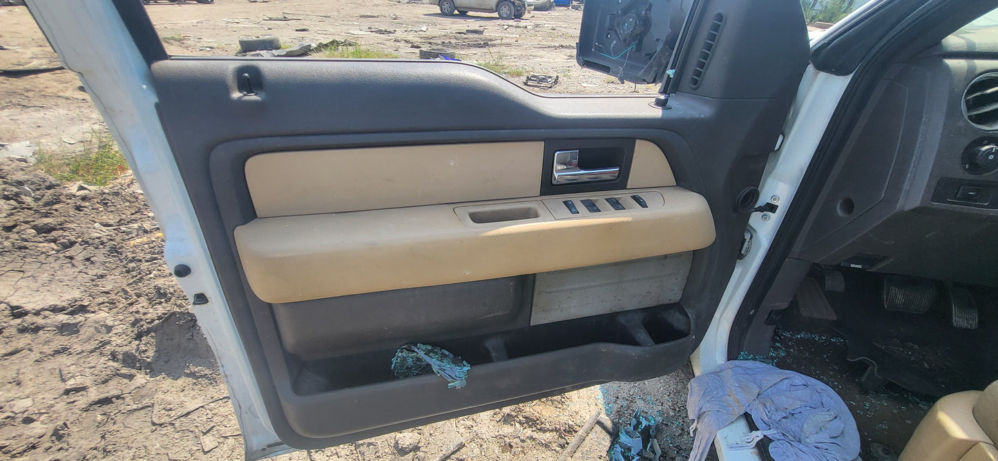 2/2 2009 - 2014 Ford F150 | All Parts G - Z | SKU #: M17646 C-16