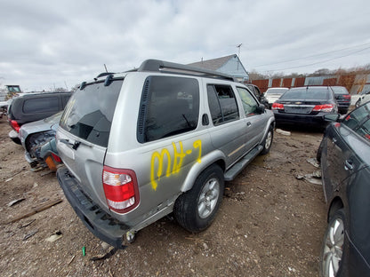 2002 Nissan Pathfinder - Stock #:M18539 - MH-9