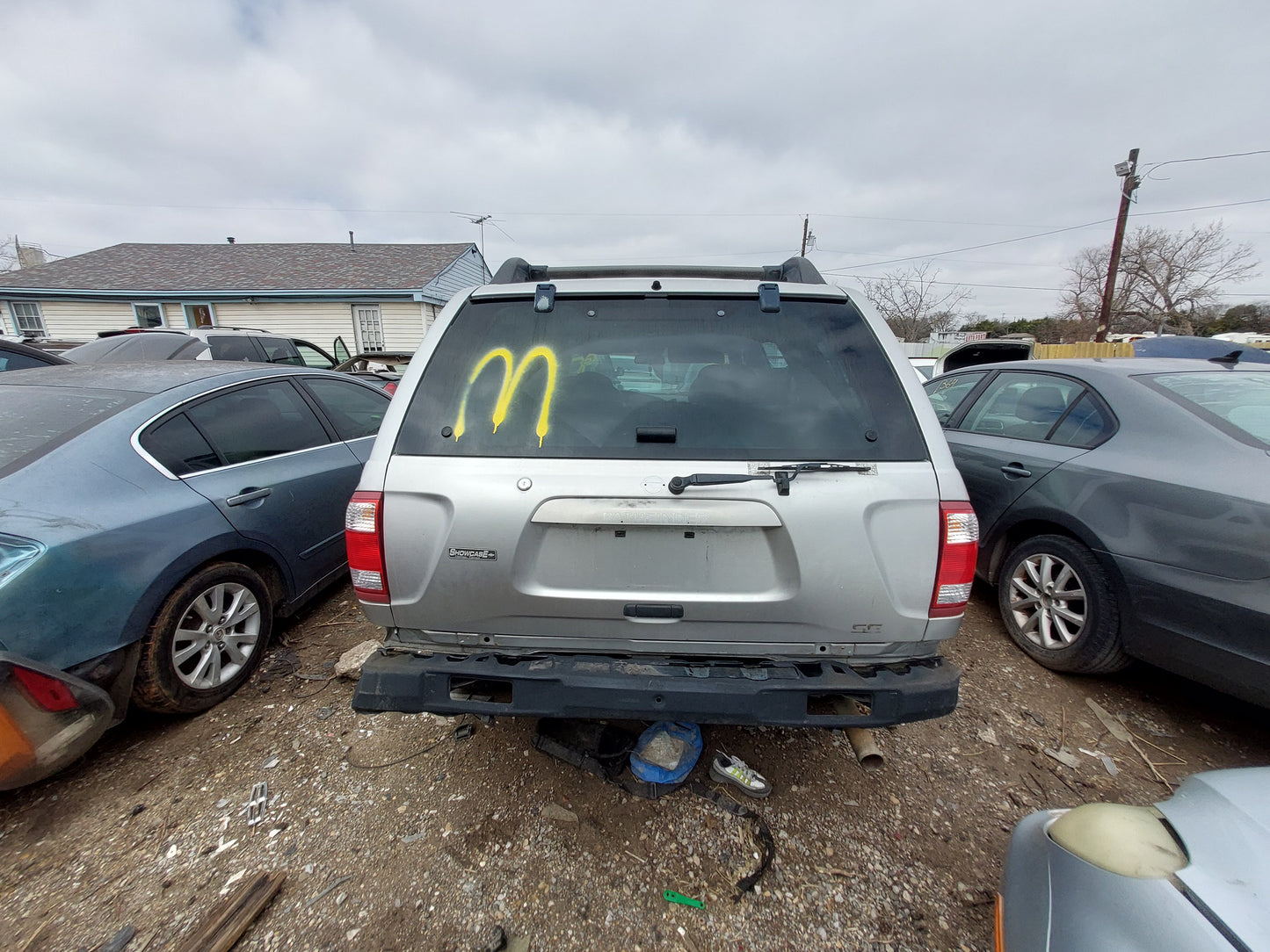 2002 Nissan Pathfinder - Stock #:M18539 - MH-9