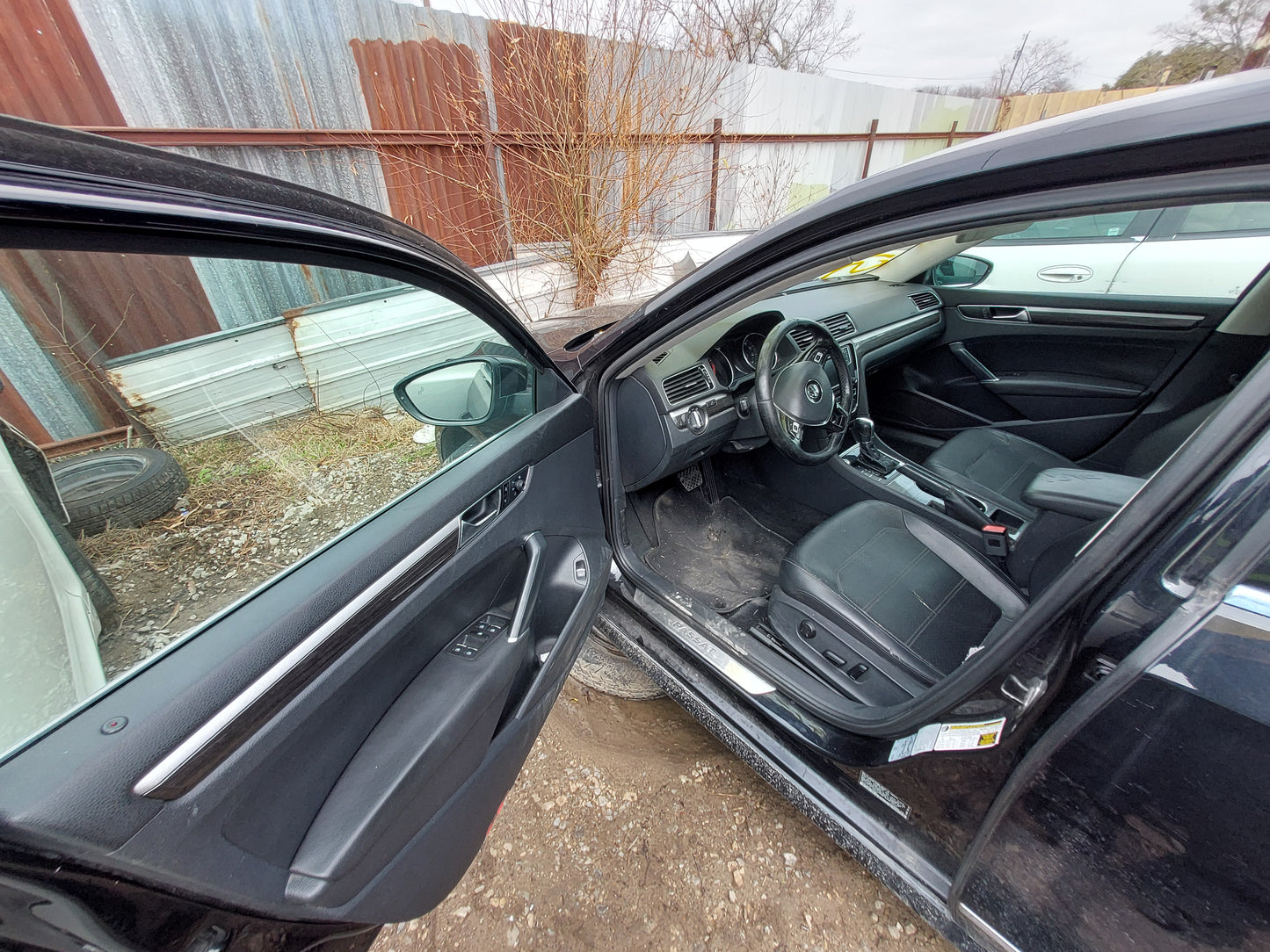 2016-2019 VOLKSWAGEN PASSAT  - PARTING OUT- MG-15 - # M18525