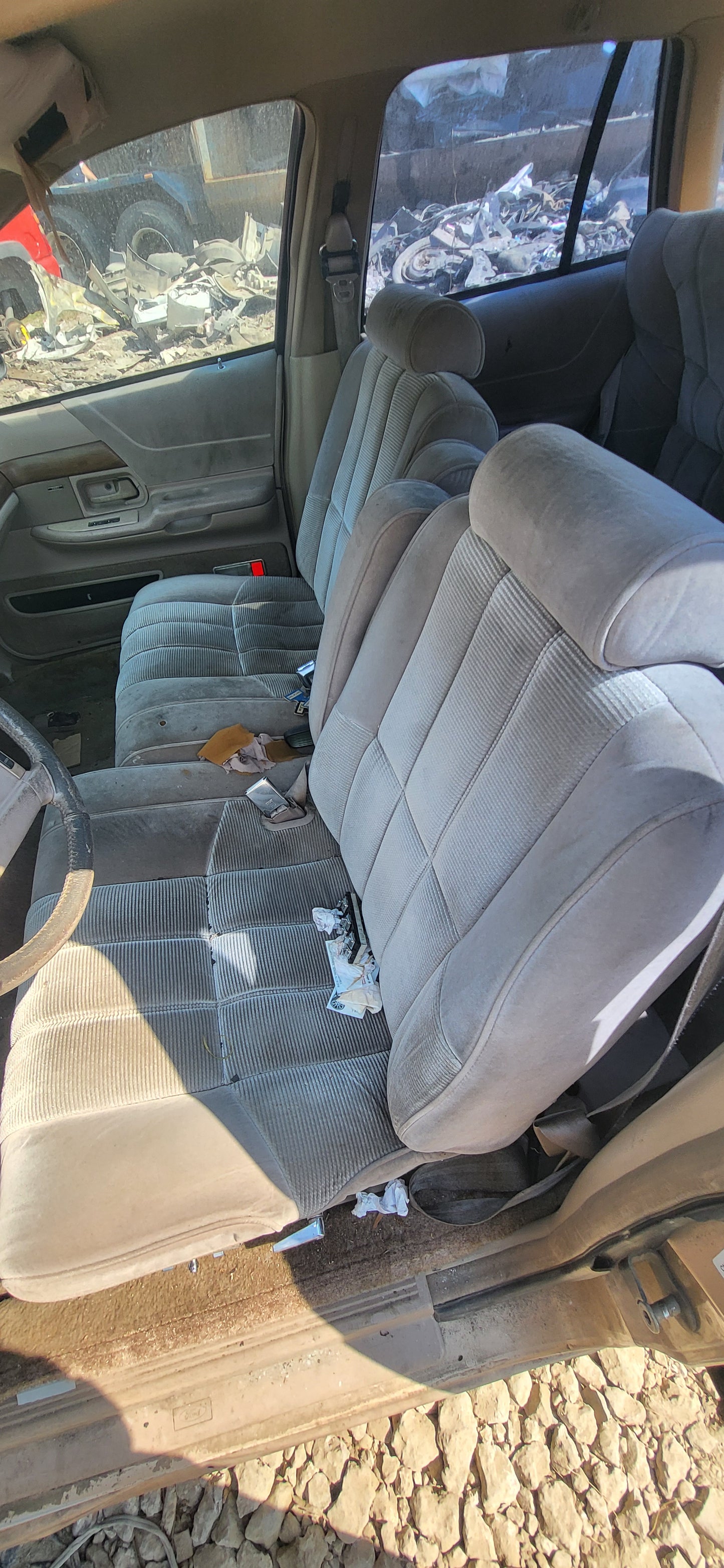 2/2 1992 - 1994 Ford Crown Victoria | All Parts G - Z | SKU #: M17642 - C-12