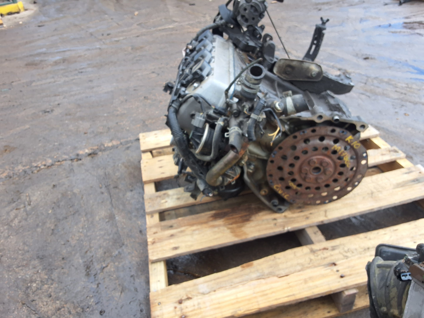 2001-2005 HONDA CIVIC 1.7 L ENGINE - #M17800