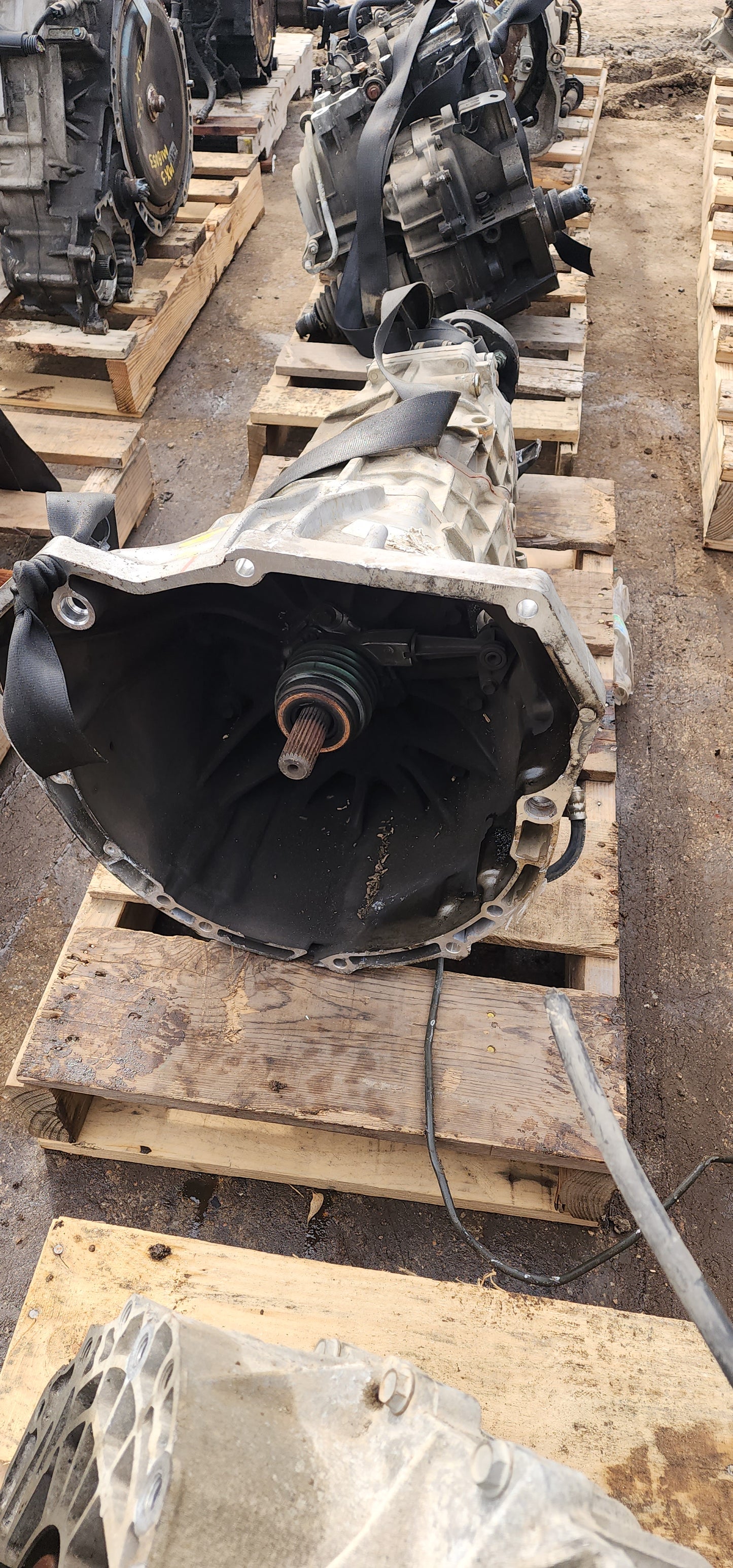 2010-2015 CHEVY CAMERO - MANUAL TRANSMISSION - #M18110