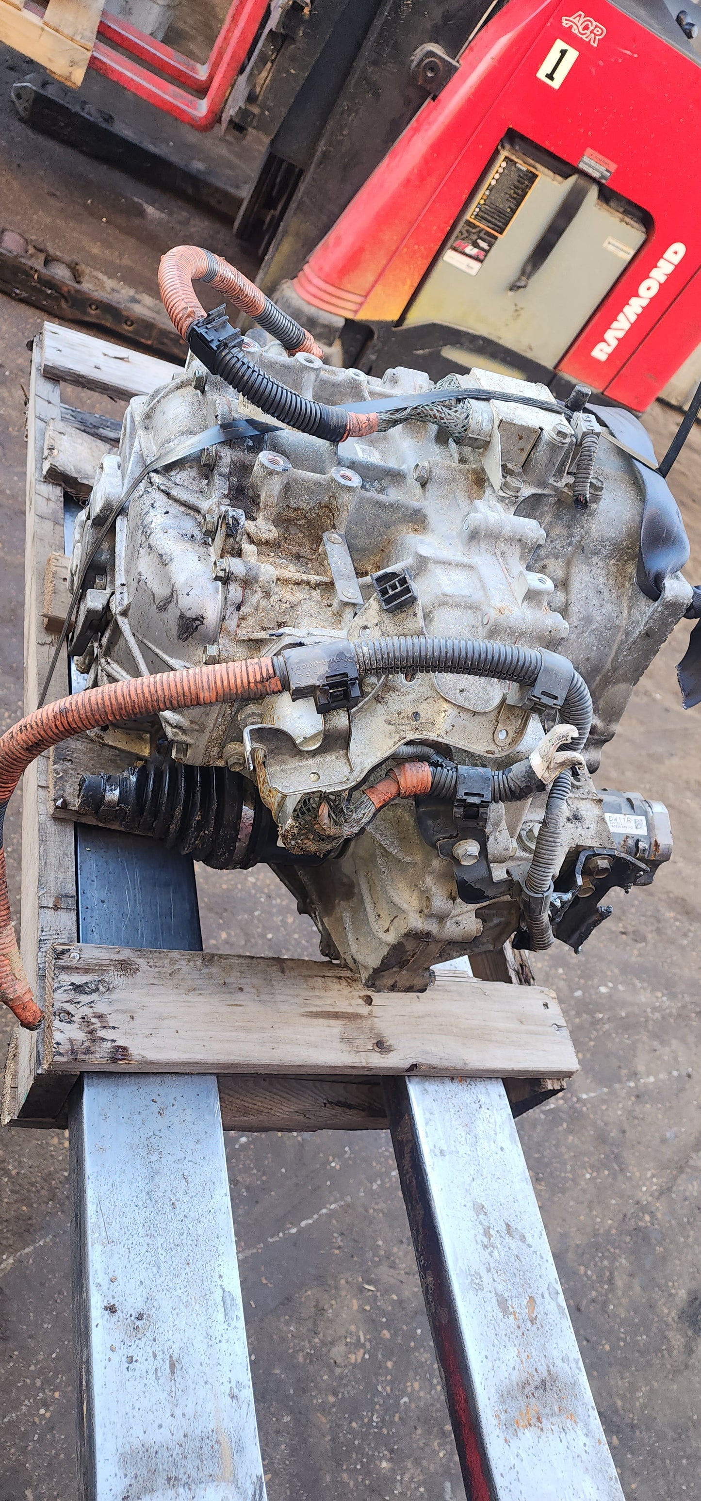 2010-2015 TOYOTA PRIUS- AUTOMATIC TRANSMISSION-#M18116