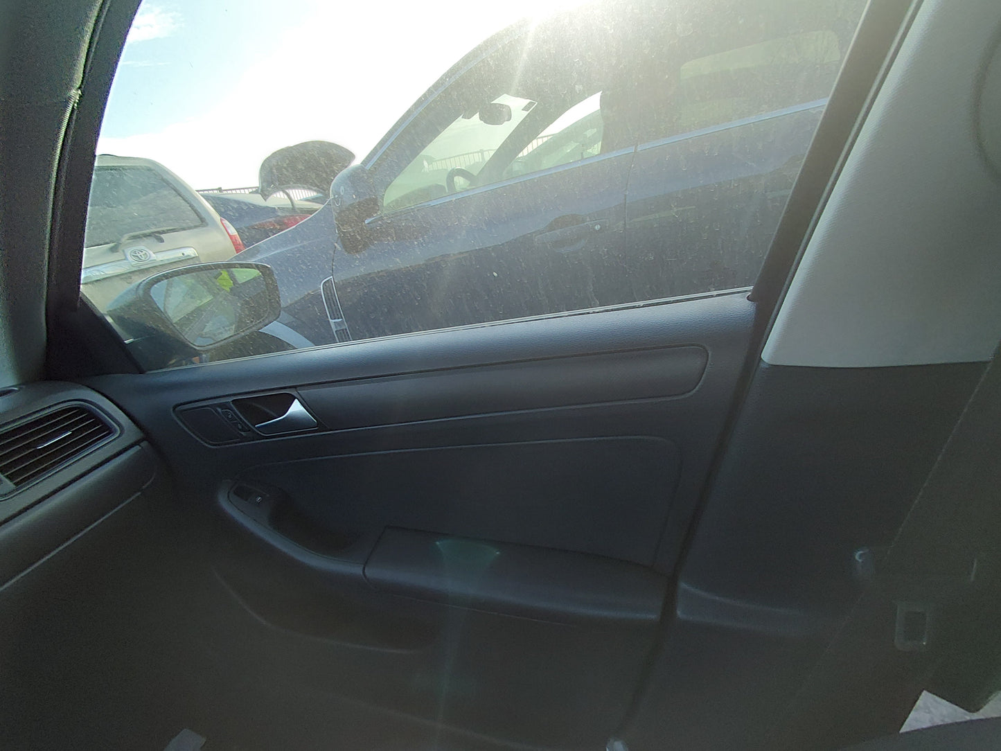 2011-2018 Volkswagen Jetta - Stock #: M18371