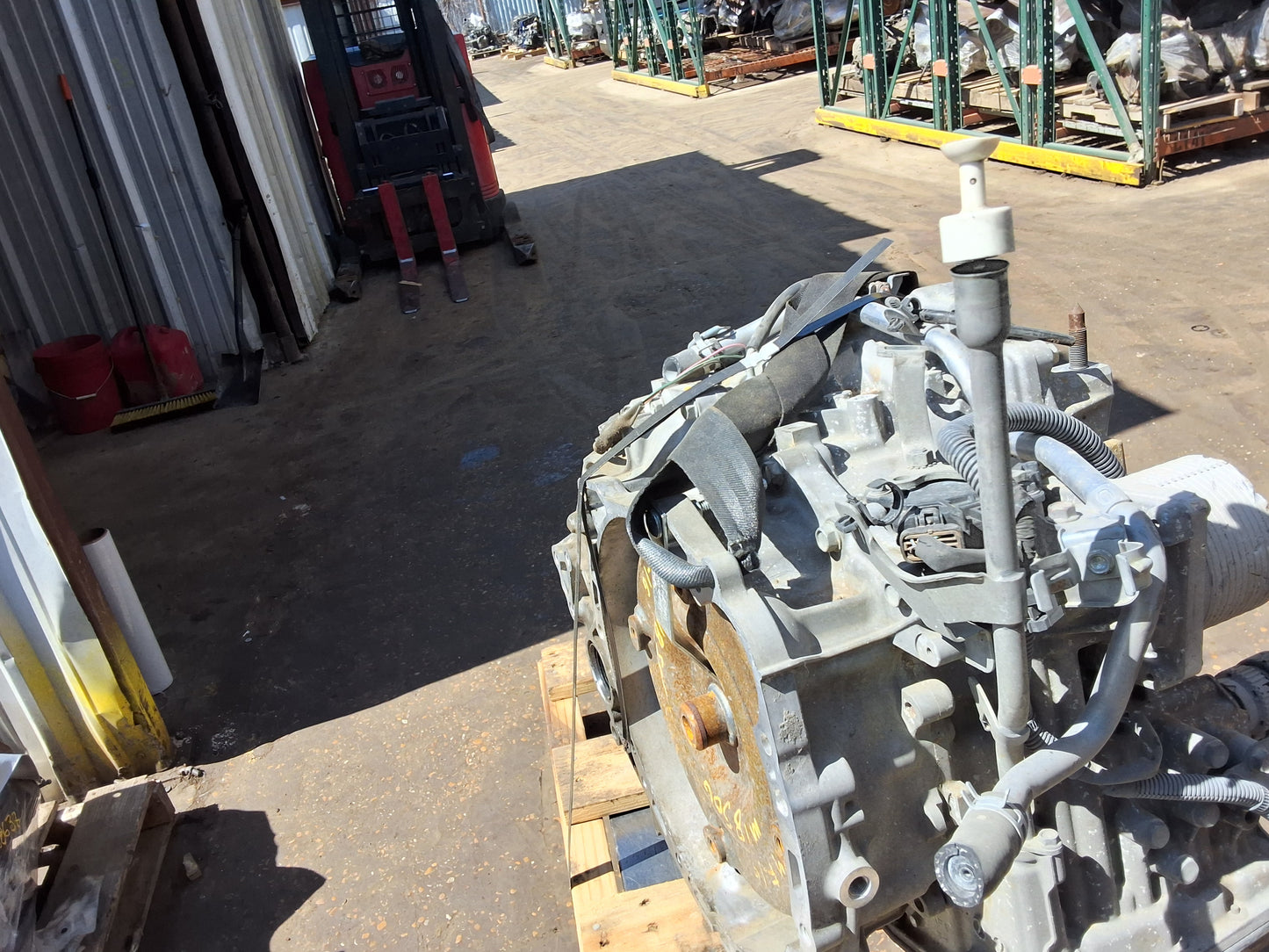 2011-2014 VOLKSWAGEN ROUTAN  -  AUTOMATIC TRANSMISSION - #M18500