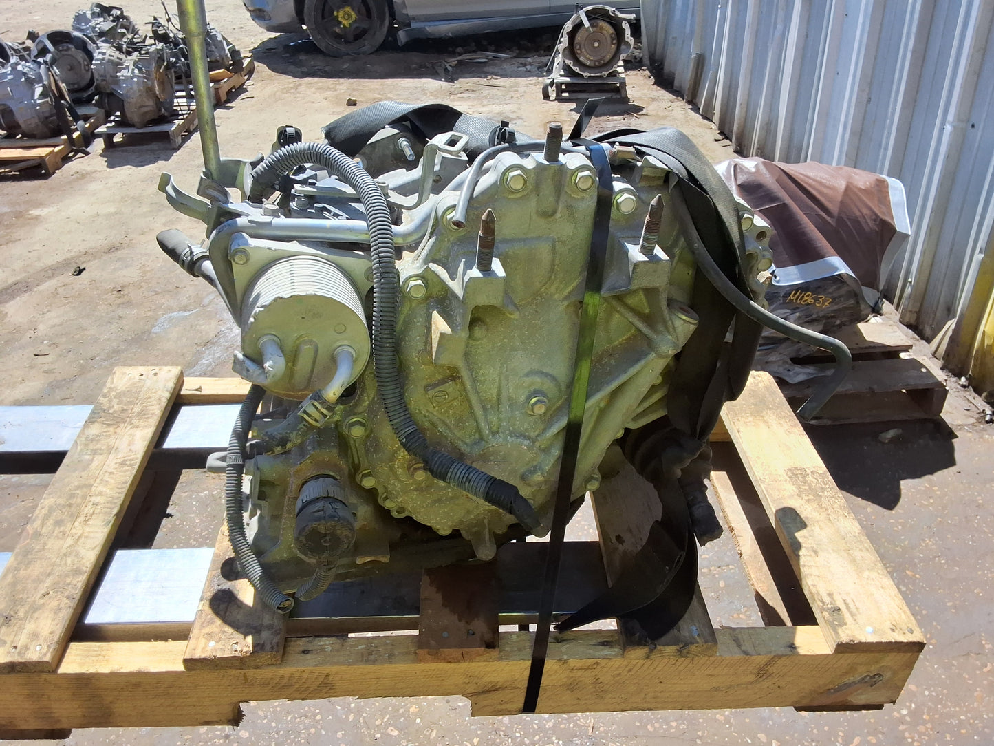 2011-2014 VOLKSWAGEN ROUTAN  -  AUTOMATIC TRANSMISSION - #M18500