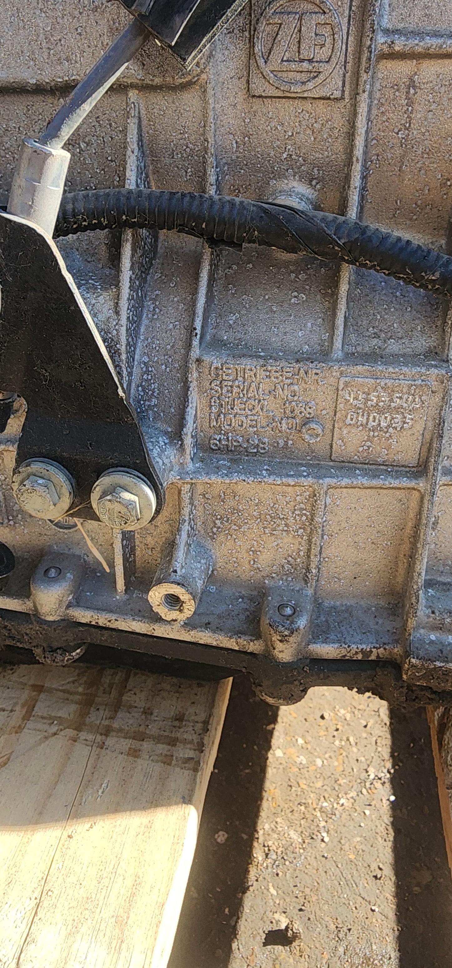 2010-2012 JAGUAR XF - AUTOMATIC TRANSMISSION - #M18169