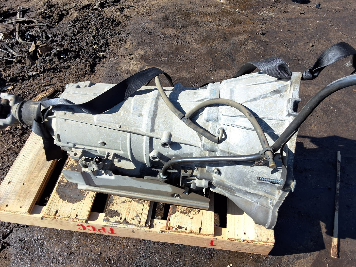 2011 CHEVROLET AVALANCHE - AUTOMATIC TRANSMISSION - #M17365