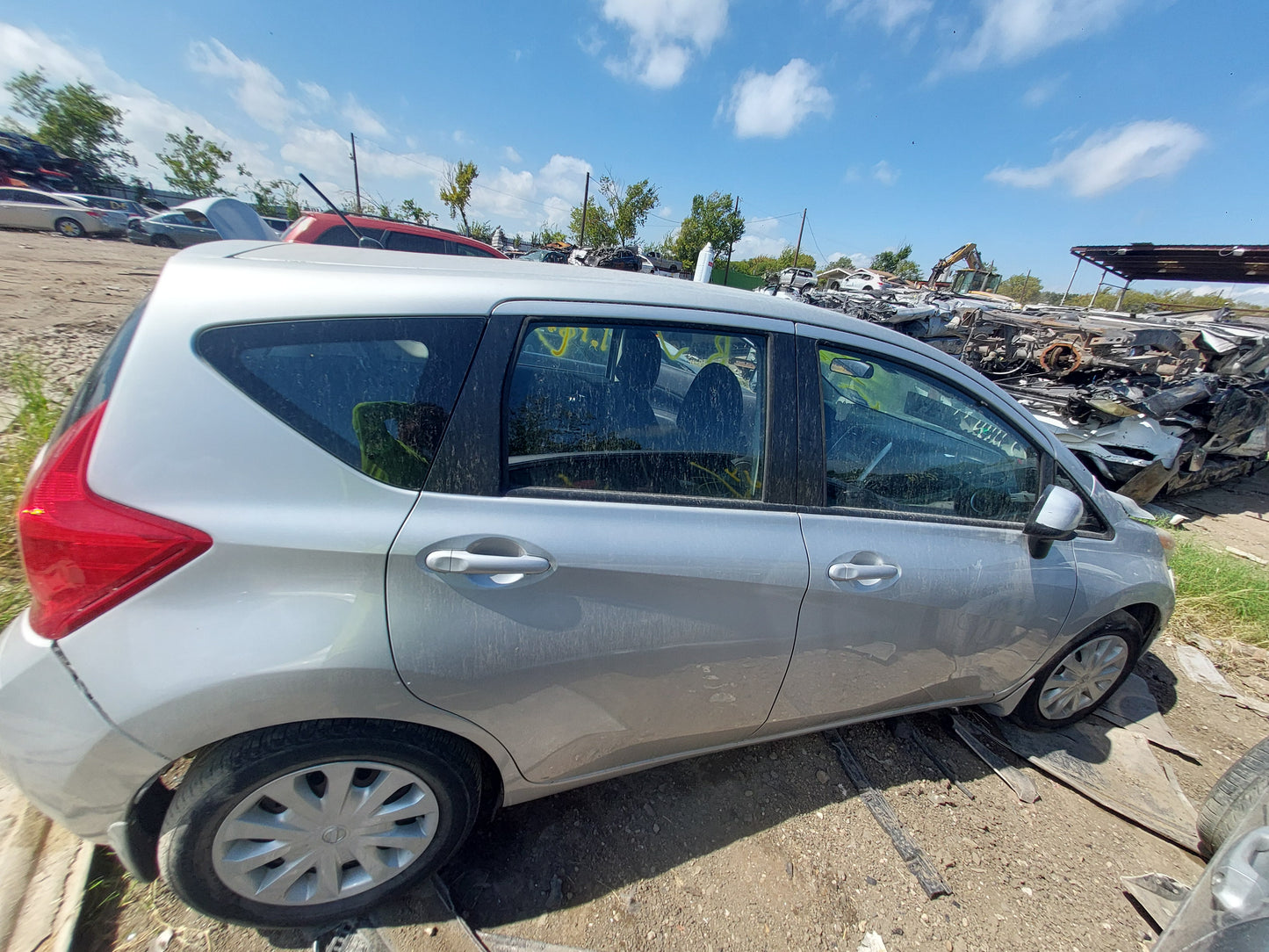 2/2 2012-2019 NISSAN VERSA | All Parts G - Z | SKU #: M17697