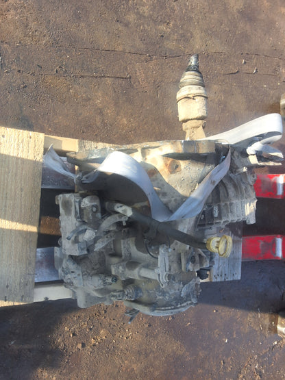 2003-2004 DODGE GRAND CARAVAN- AUTOMATIC TRANSMISSION -#MS4212