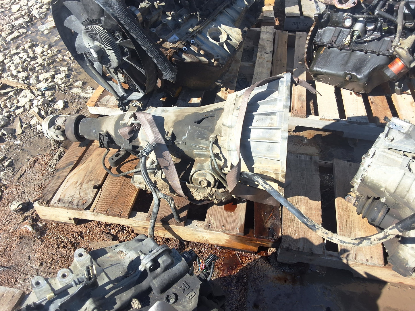 2004 CHEVROLET TRAILBLAZER - AUTOMATIC TRANSMISSION - #M17999