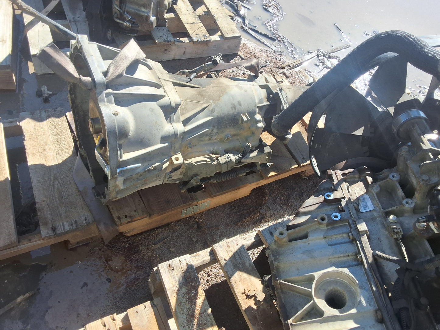 2004 CHEVROLET TRAILBLAZER - AUTOMATIC TRANSMISSION - #M17999
