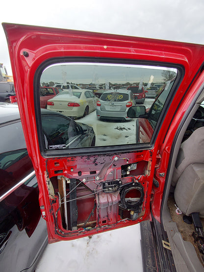 2000-2006 Chevrolet Suburban - Stock #: M18419