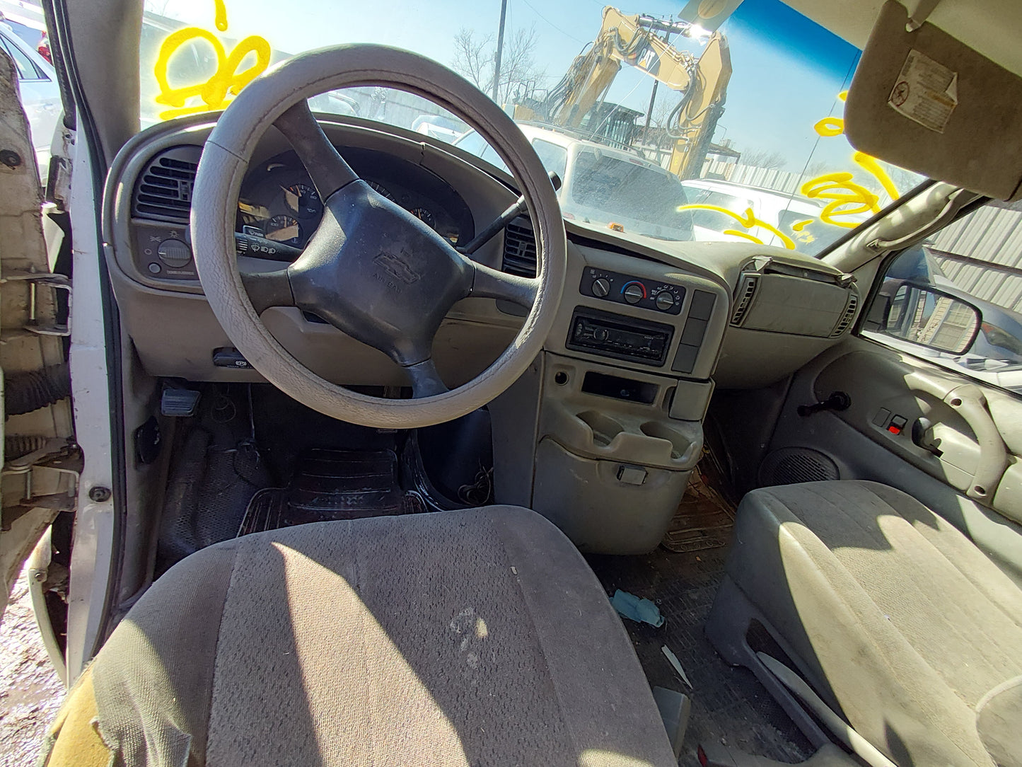 1998 - 2005 Chevrolet Astro - Stock #: M18426 MB-16