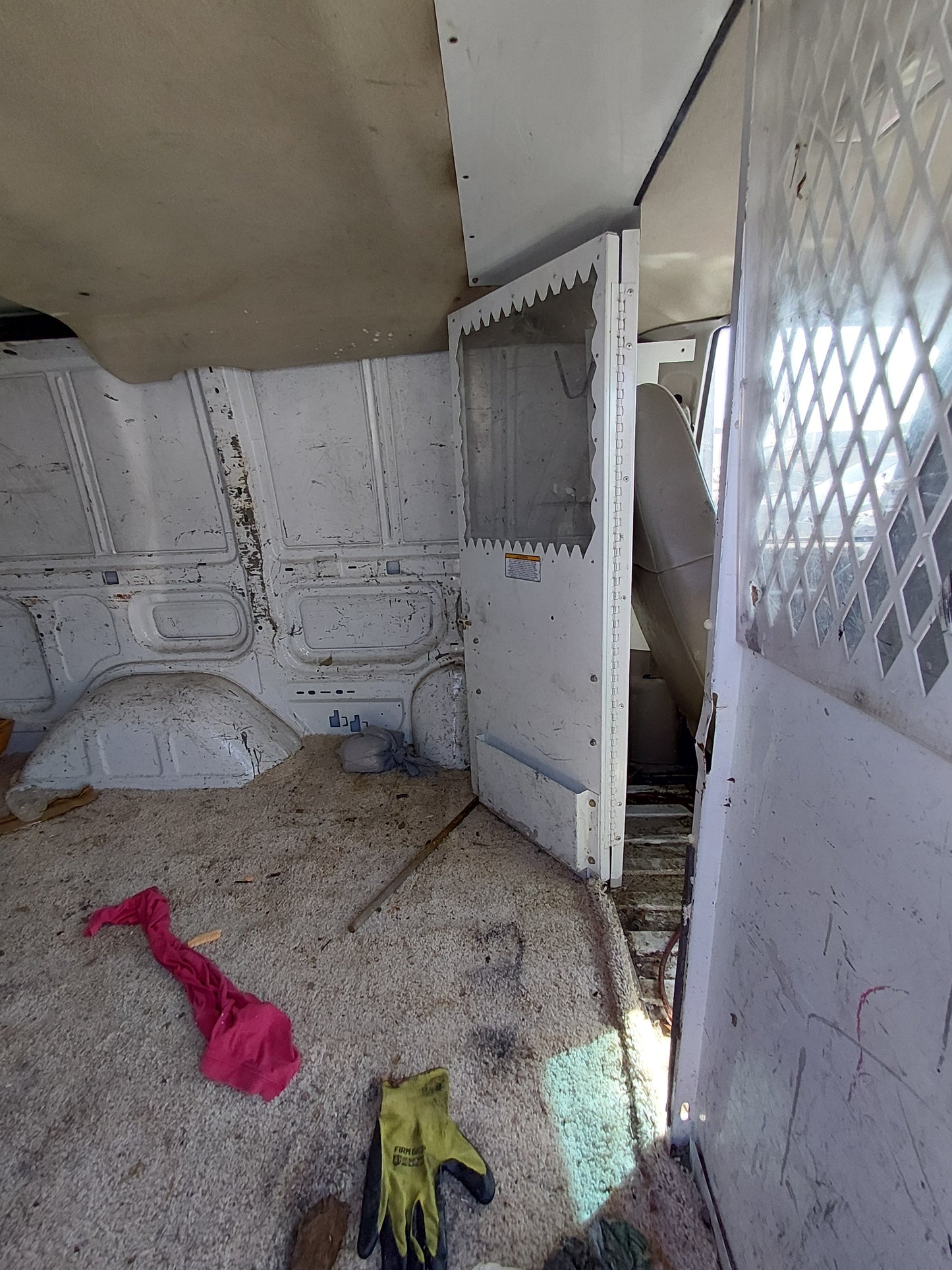 1998 - 2005 Chevrolet Astro - Stock #: M18426 MB-16