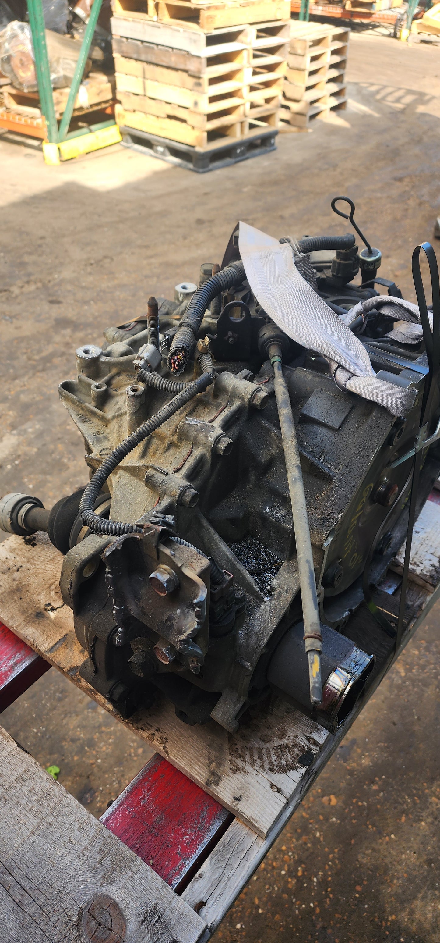 2000-2005 MITSUBISHI GALANT - AUTOMATIC TRANSMISSION - #S3111