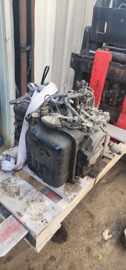 2000-2005 MITSUBISHI GALANT - AUTOMATIC TRANSMISSION - #S3111