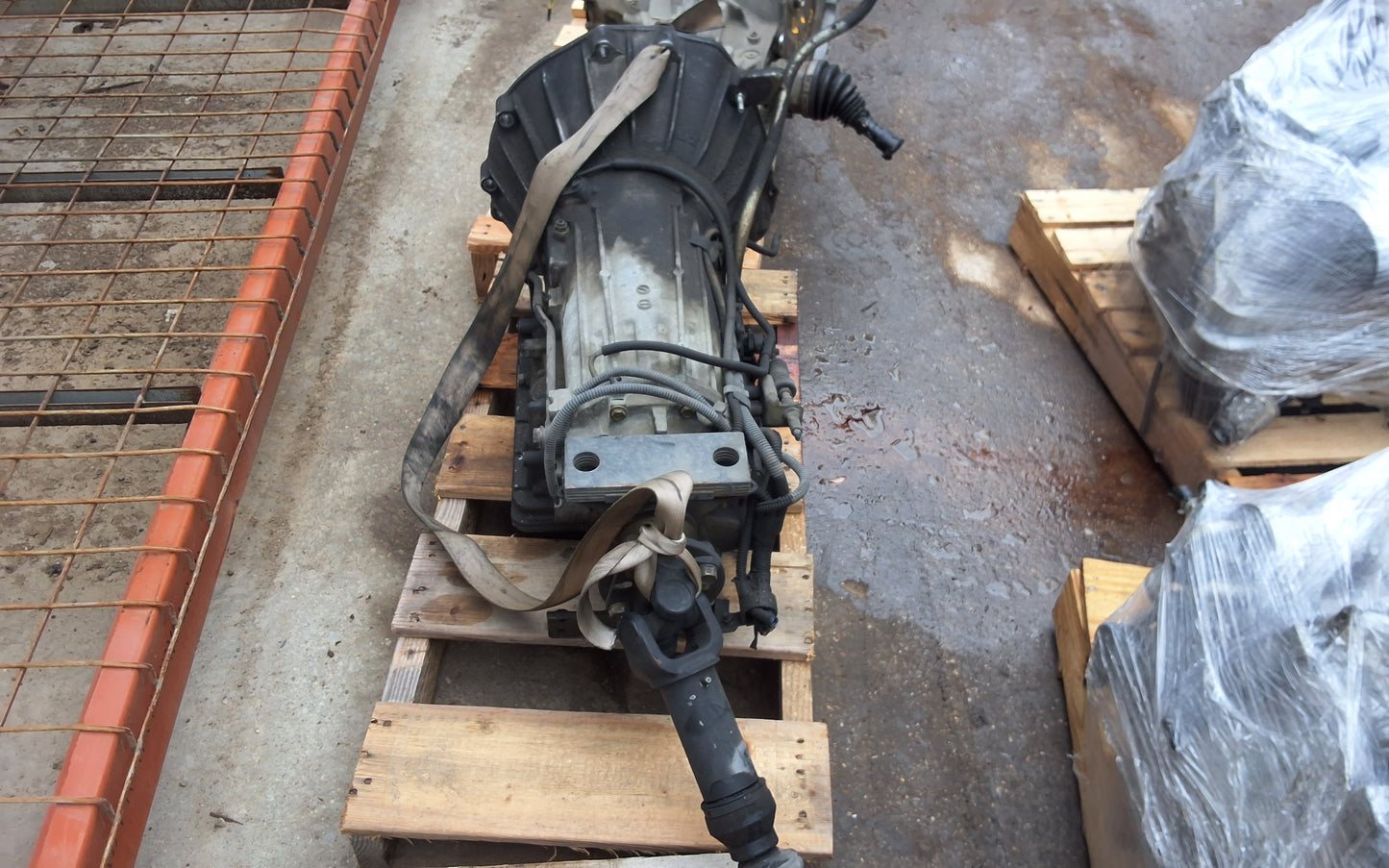 2001-2002 NISSAN PATHFINDER - AUTOMATIC TRANSMISSION -#M17525