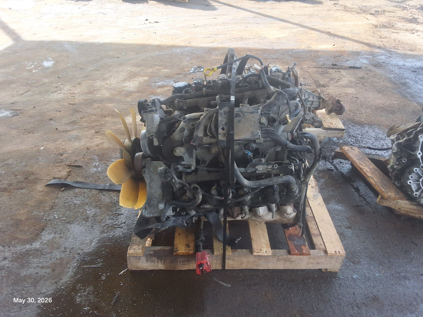 2003-2004 Chevrolet Silverado - 5.3 L Engine -#M19024