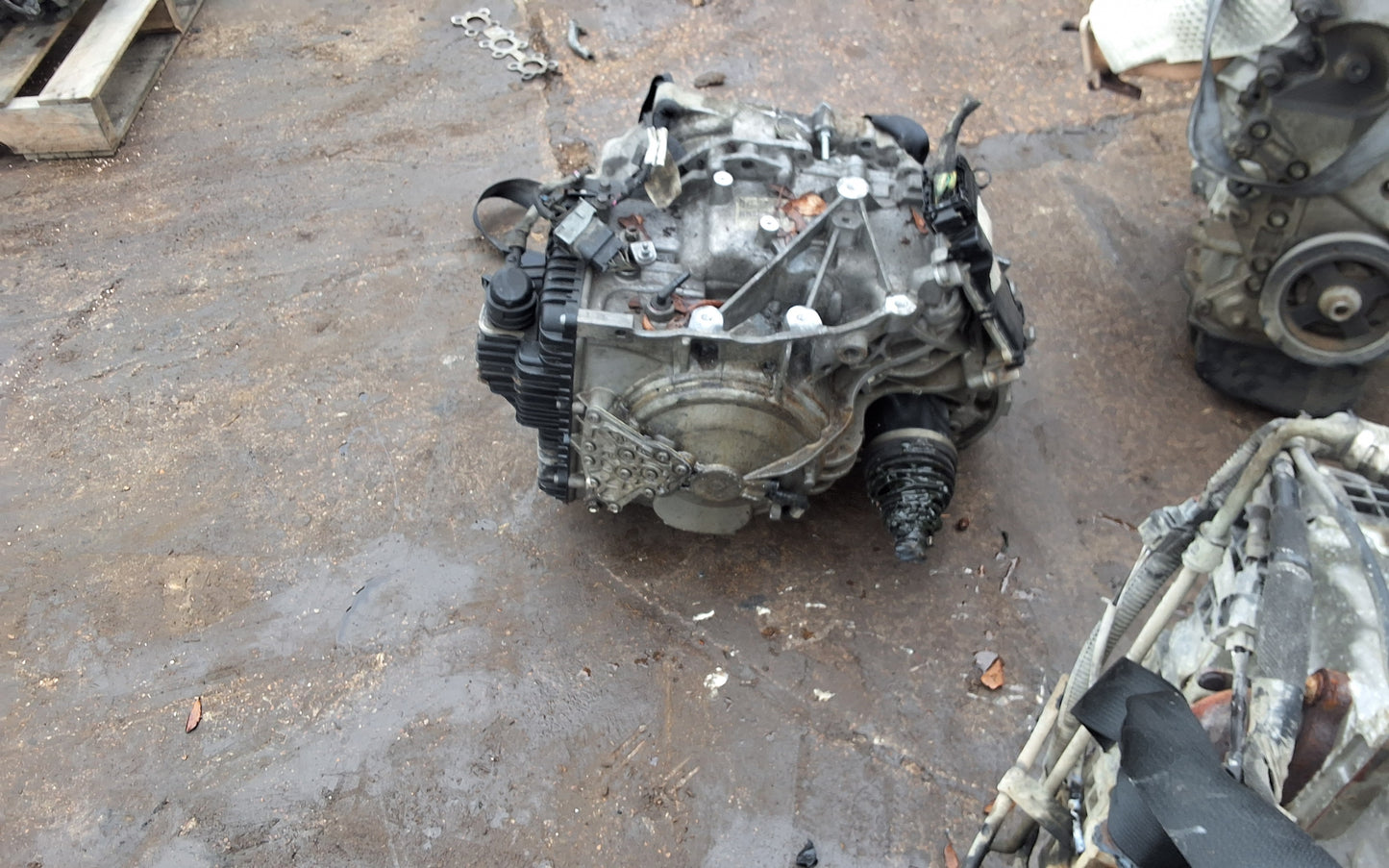 2015-2017 CHRYSLER 200 - Transmission -#M17543