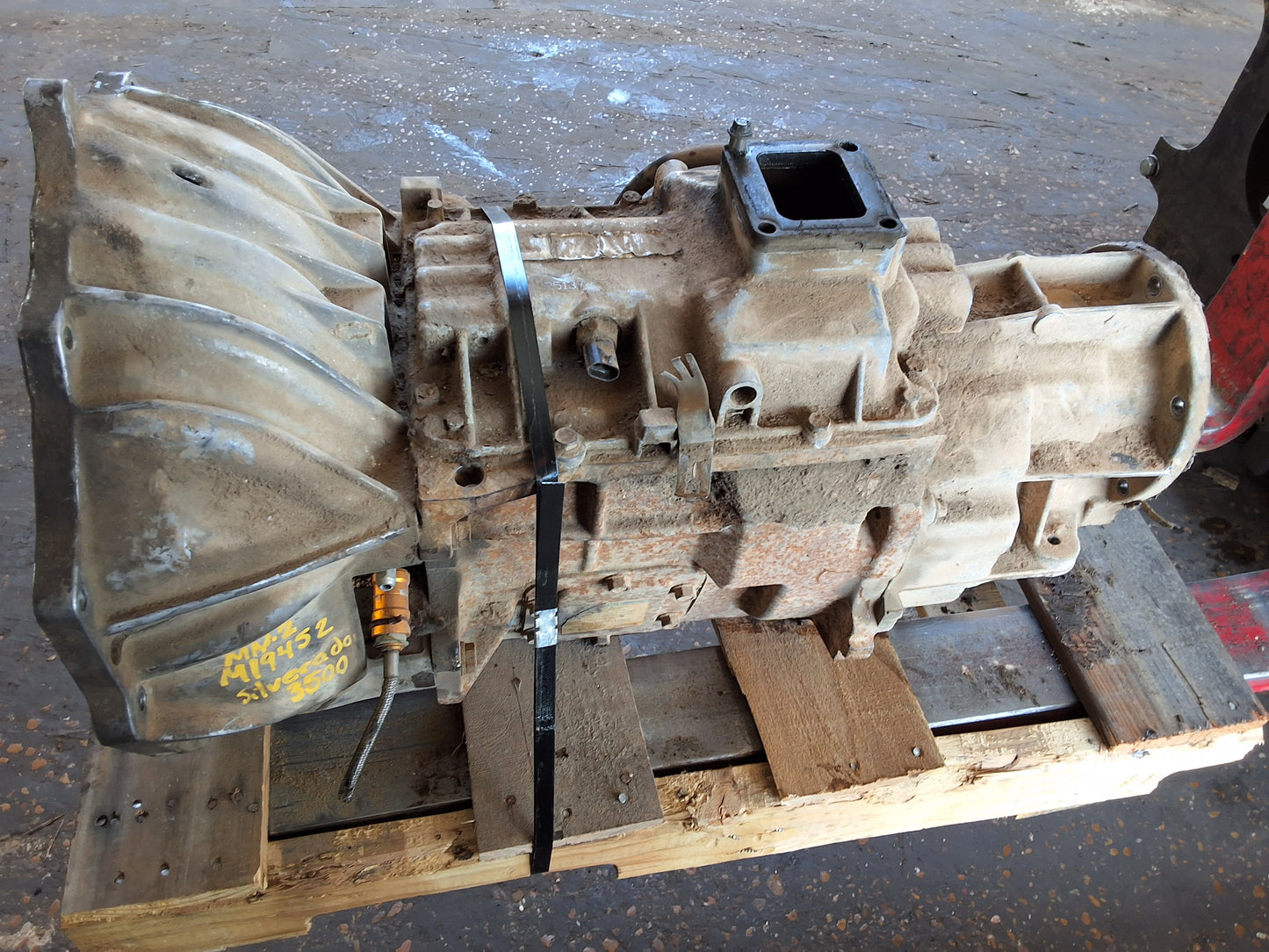 1997-2000 CHEVROLET SILVERDO 3500- MANUAL TRANSMISSION -#M19452