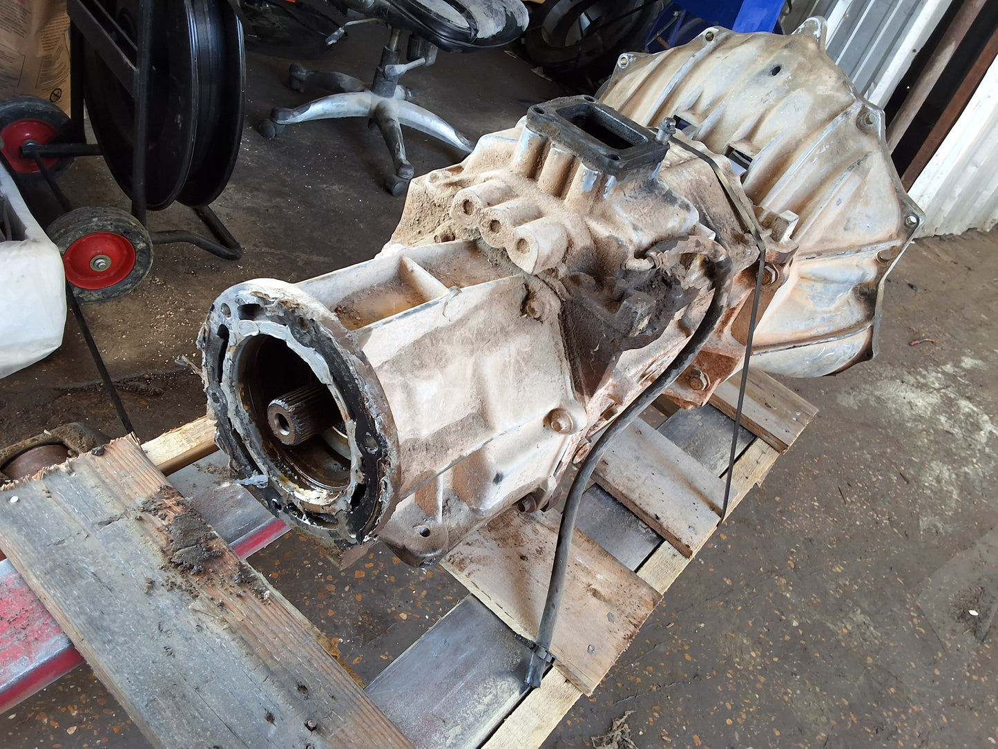 1997-2000 CHEVROLET SILVERDO 3500- MANUAL TRANSMISSION -#M19452
